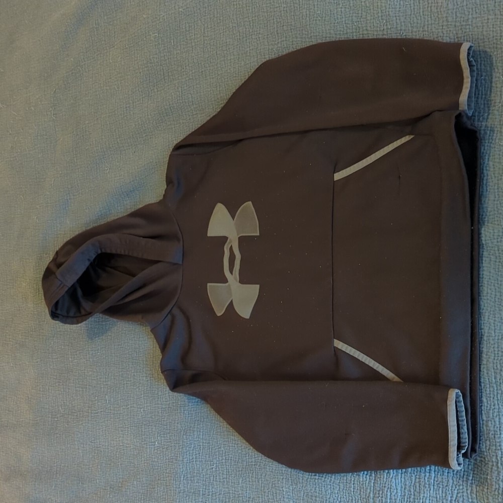 Under armor youth large black hoodie